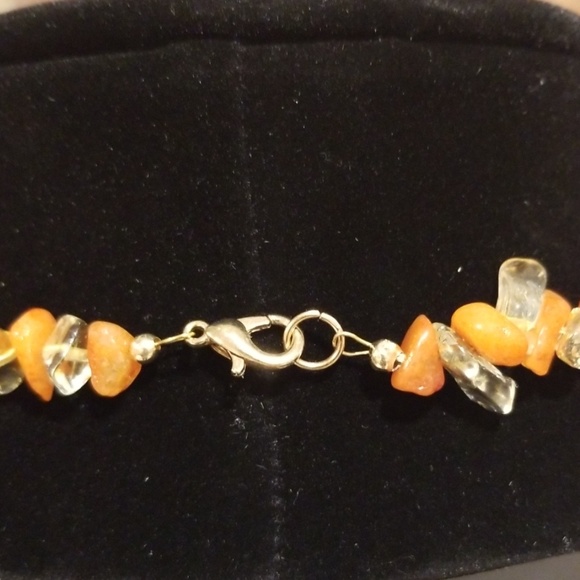 Natural Crystal Chip Beaded Necklace w/Earrings - Picture 4 of 8